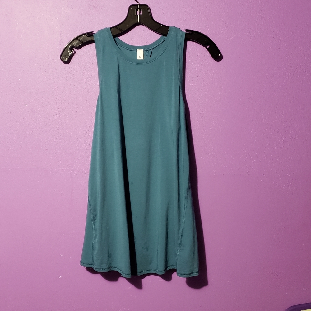 Lululemon open back tank top dryfit